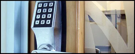 Southington CT Locksmith Store Southington, CT 860-368-0037 Southington CT Locksmith Store Southington, CT 860-368-0037 - com-02